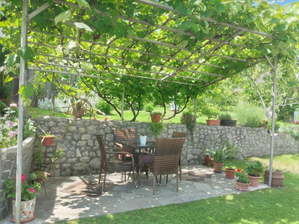 House Nina Apartment Полянак Екстериор снимка